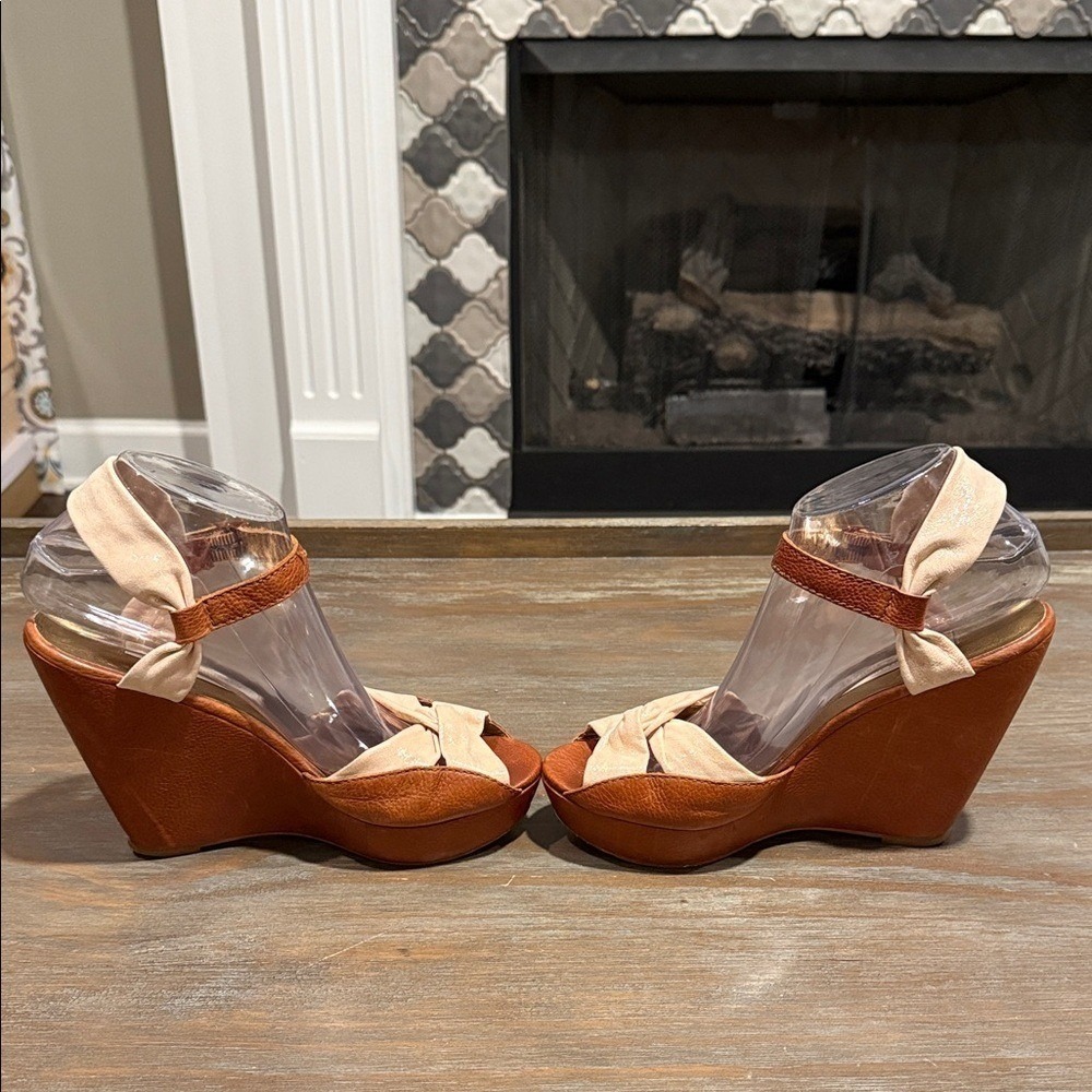 Cynthia Vincent Leather Wedge Sandals Size 9 Brown Knot Peep Toe Boho Chic